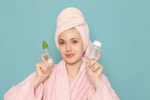 How to Choose Between Niacinamide and Hyaluronic Acid